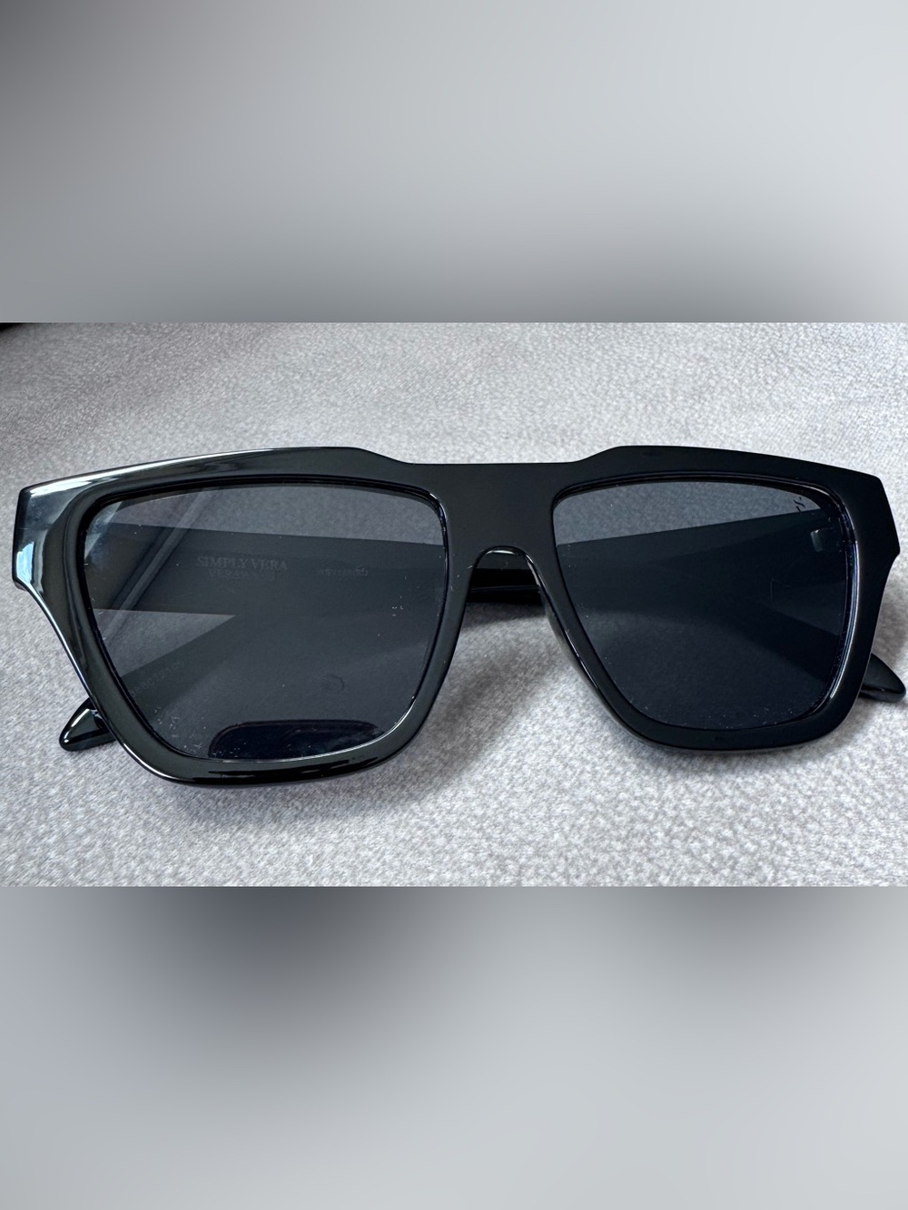Simply Vera Vera Wang Black Square Fashion Sunglasses